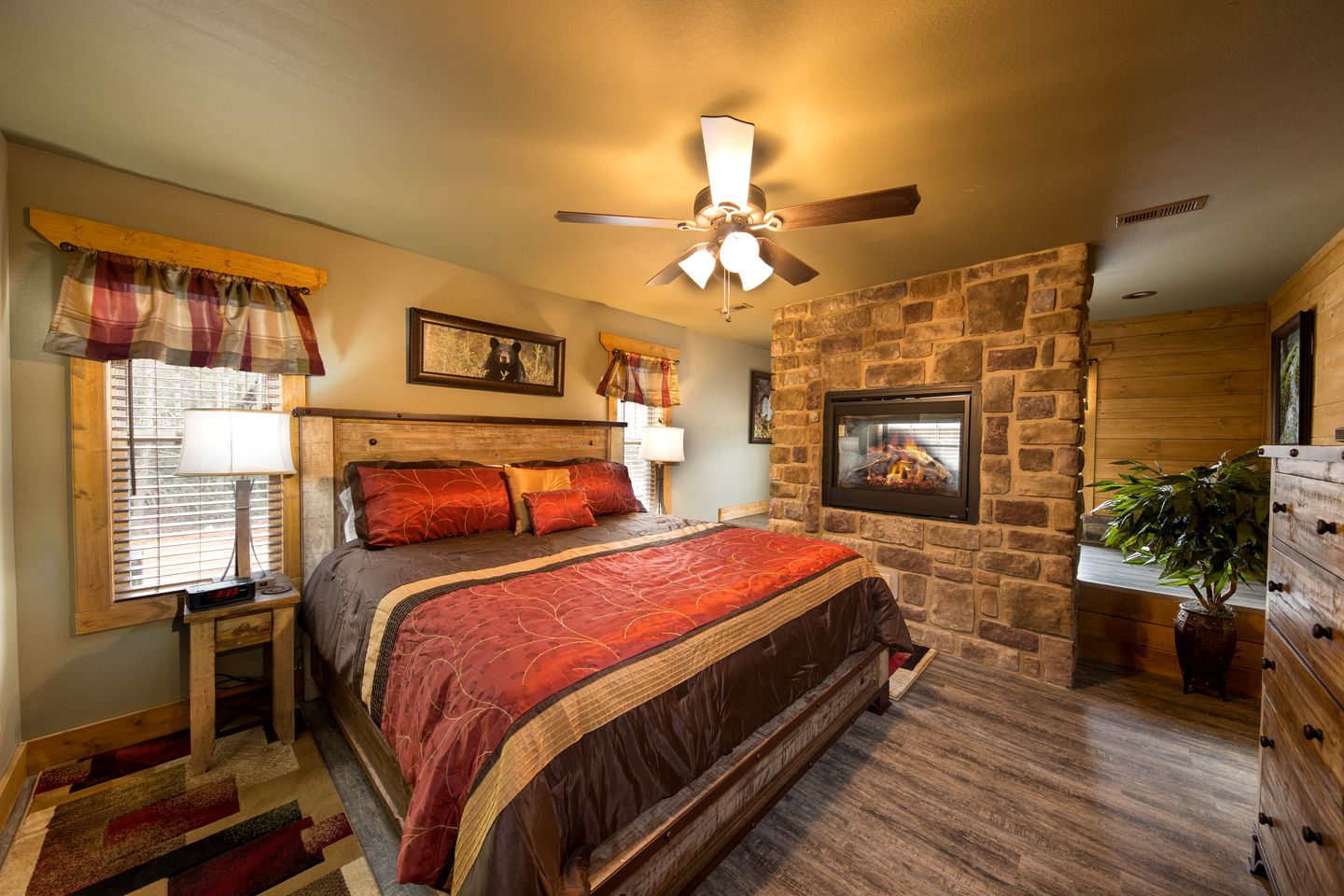 Tennessee Wilderness Retreat: Experience Luxe Glamping in this Comfortable Rental with Games Room