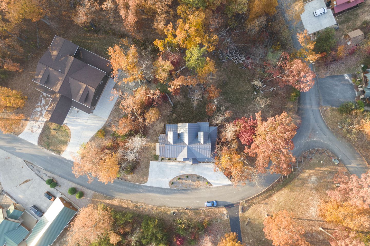 Escape to Paradise: Great Smoky Mountains Cabin with Exclusive Heated Pool