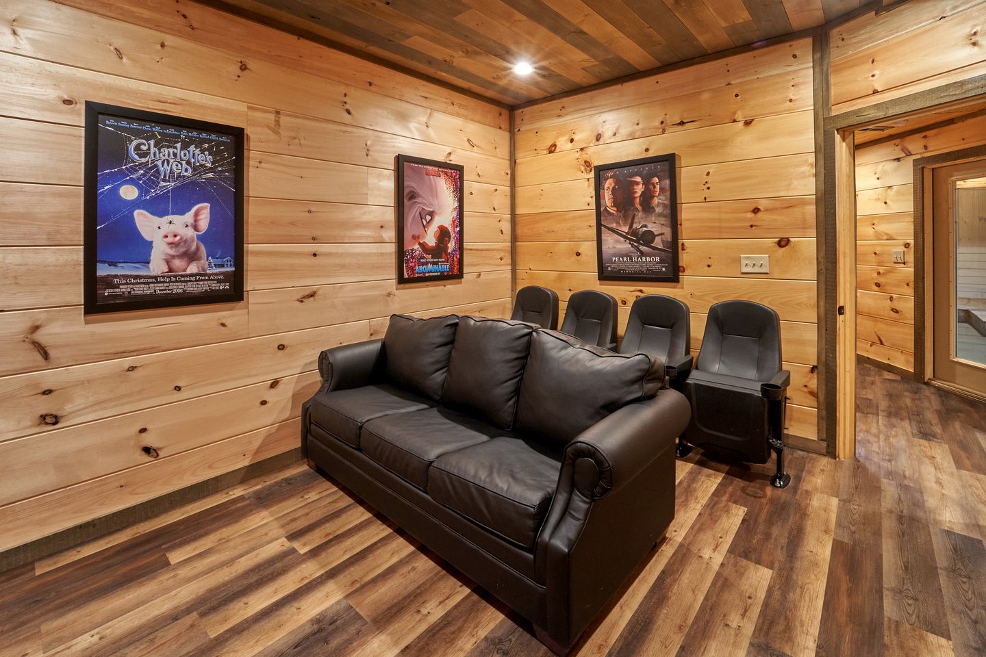 Escape to Paradise: Great Smoky Mountains Cabin with Exclusive Heated Pool