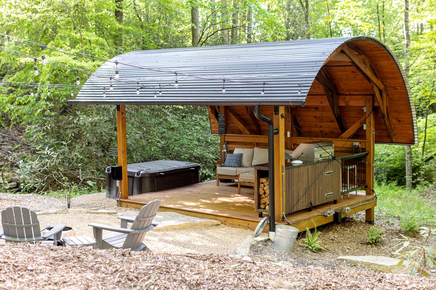 Splendid Airstream Beautifully Design in Pisgah Forest, North Carolina