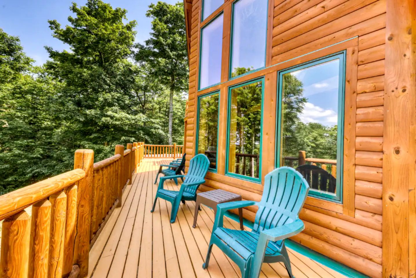 Splendid Cabin with Jacuzzi and Game Space in Maine