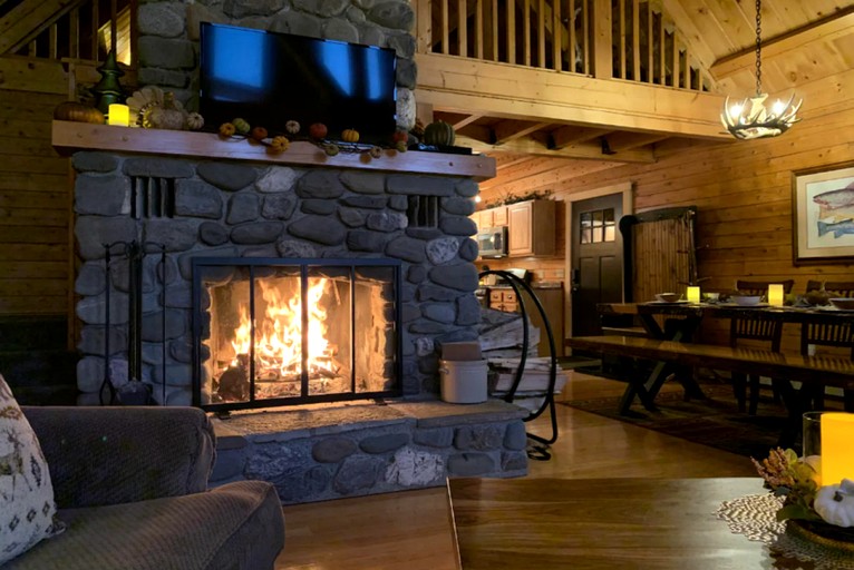 Cabins (United States of America, Greenville, Maine)