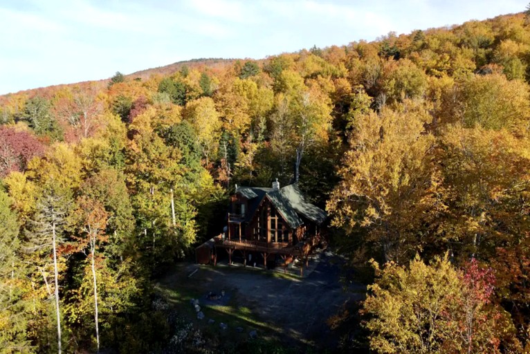 Cabins (United States of America, Greenville, Maine)