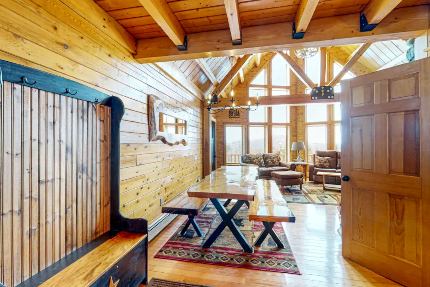 Splendid Cabin with Jacuzzi and Game Space in Maine