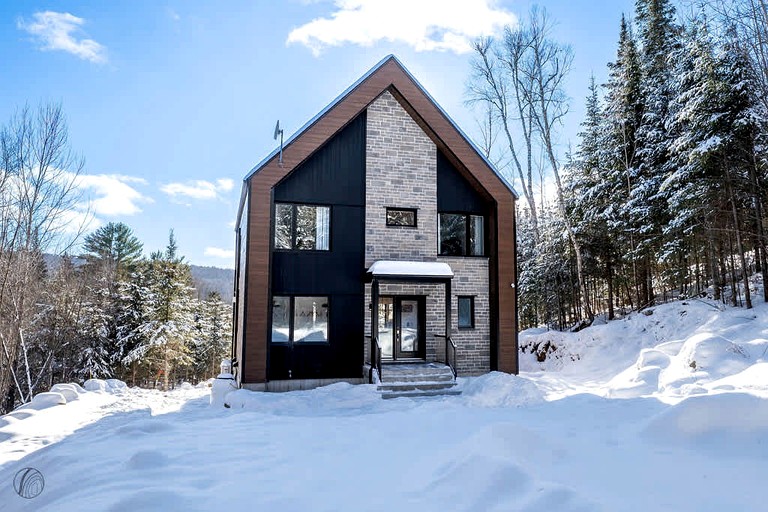 Cabins (Canada, Lanaudière, Quebec)
