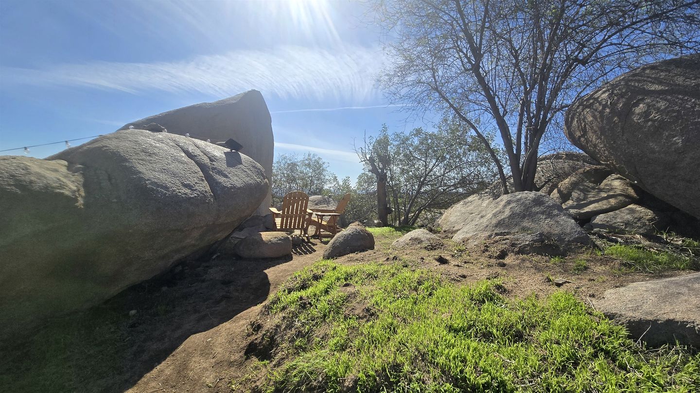 Enchanting Dome Escape – Unique 1BR Stay in Fallbrook, CA