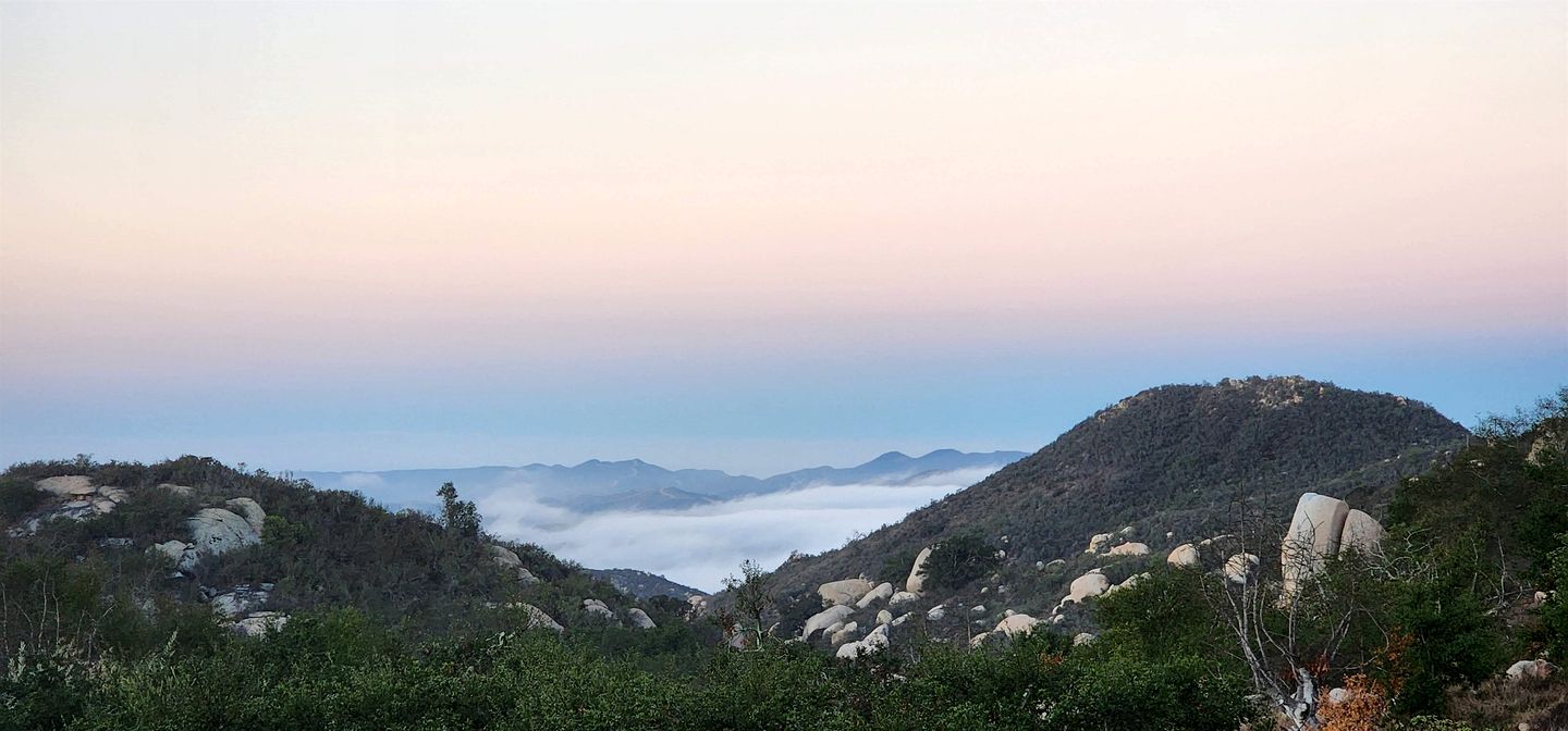 Incredible Dome for a Romantic Escape at Splitrock Valley, California