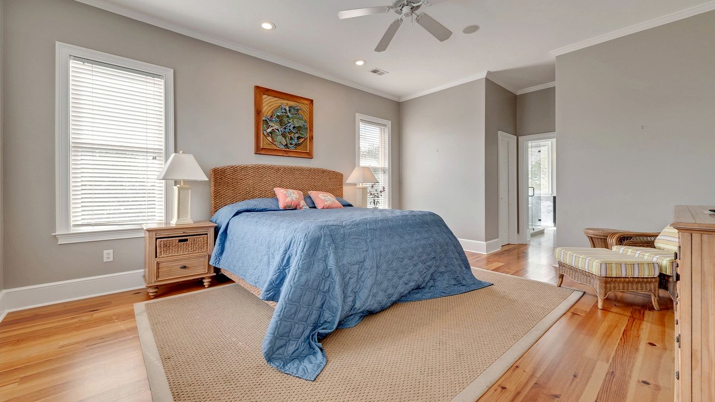 Cheerful Beach House with Swimming Pool in Georgetown, South Carolina