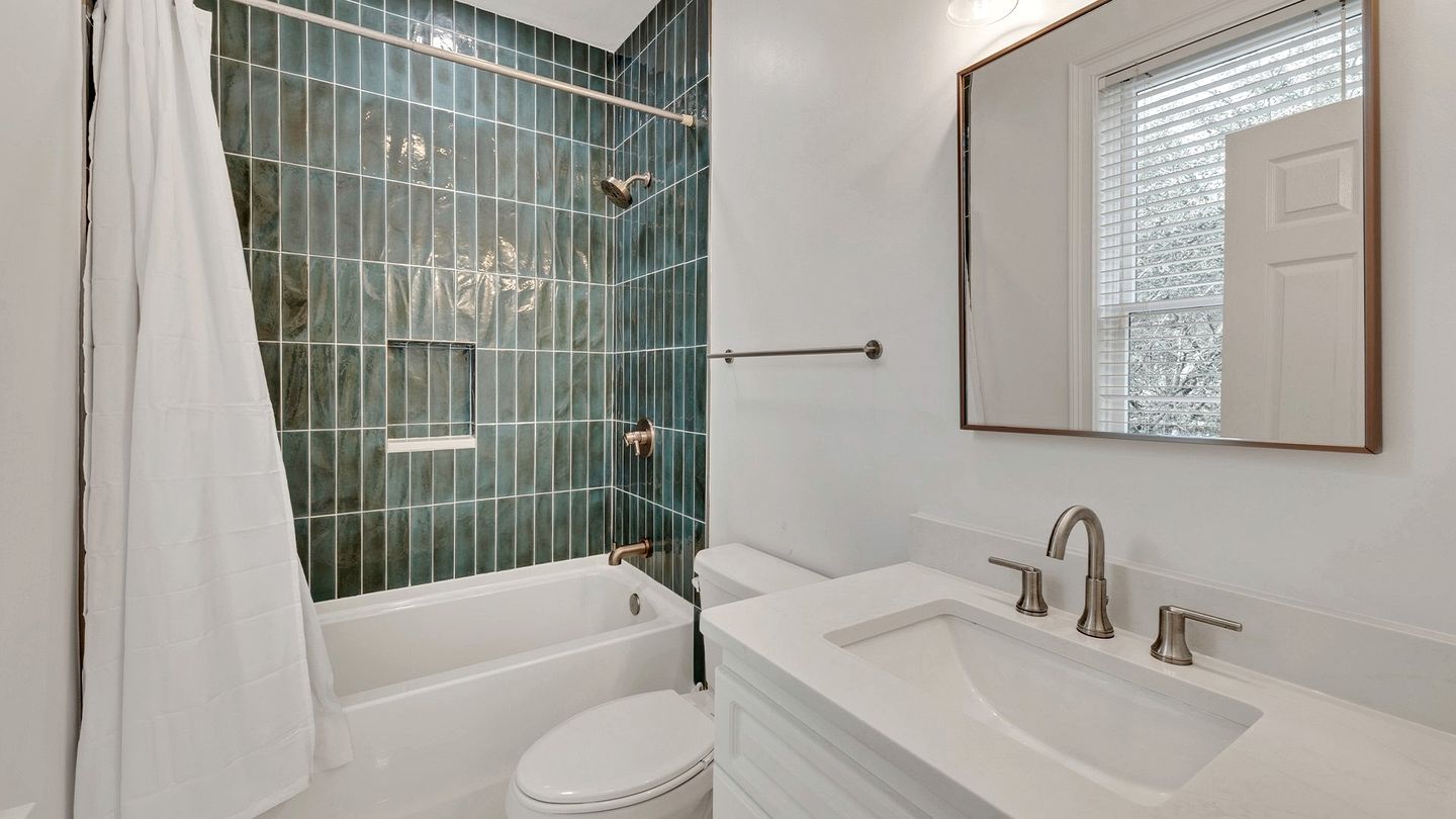 Cheerful Beach House with Swimming Pool in Georgetown, South Carolina