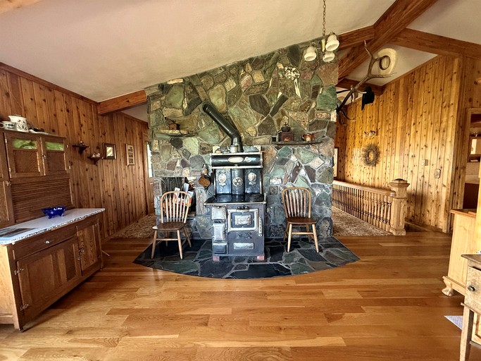 Vacation Rentals (United States of America, Ennis, Montana)