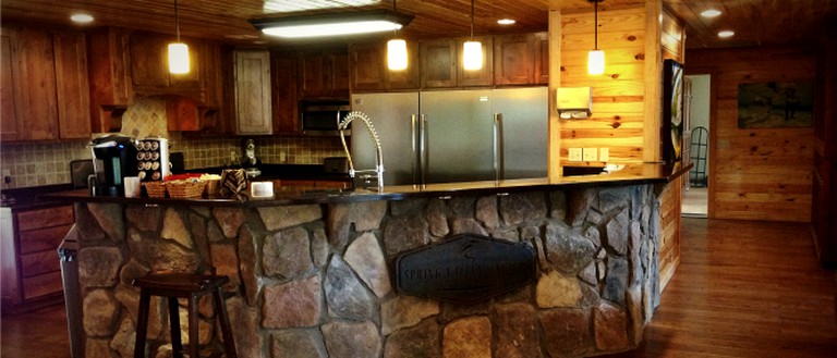 Cabins (Gravette, Arkansas, United States)