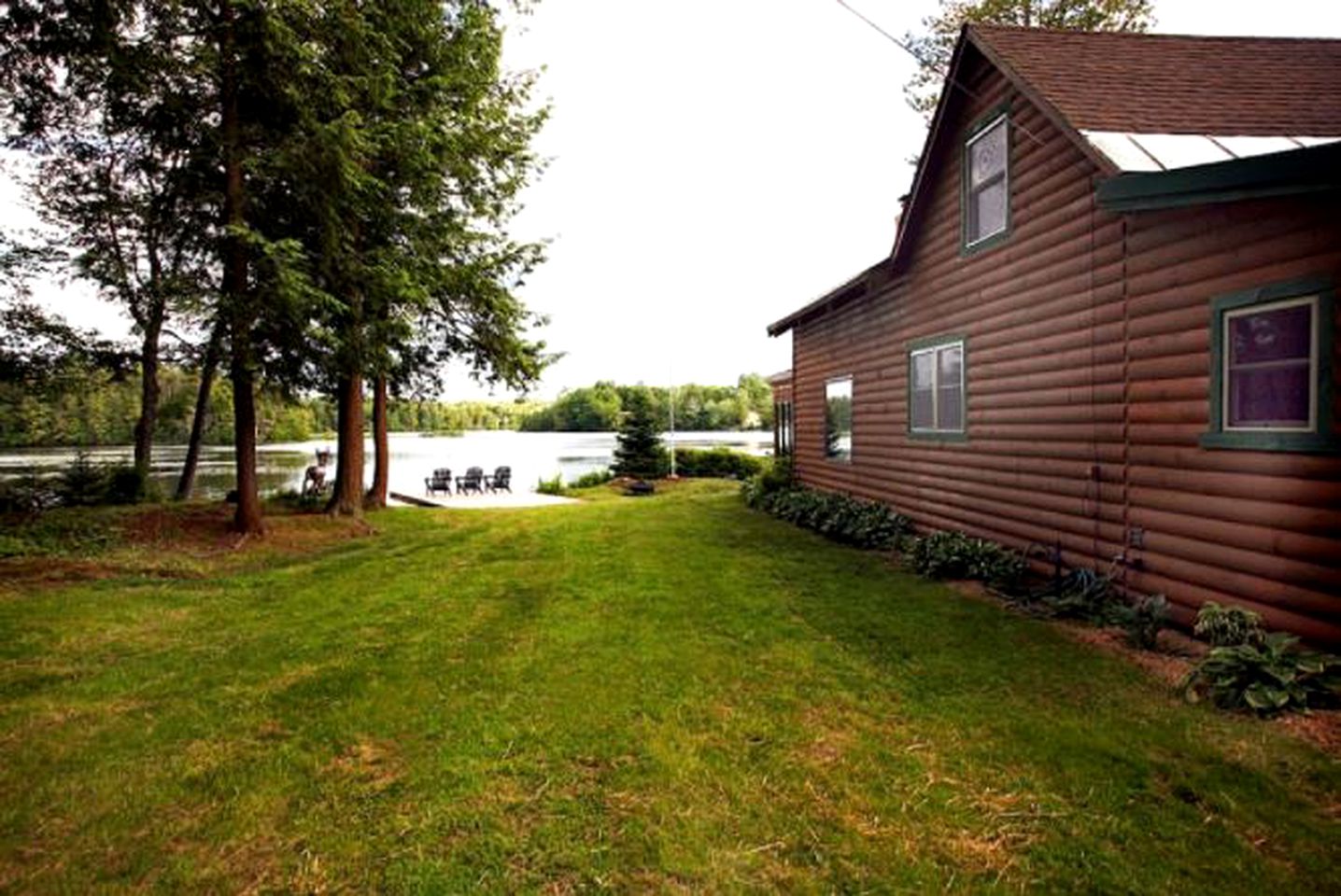 Lakefront Cabin Getaway near Adirondack Mountains in Salisbury, New York
