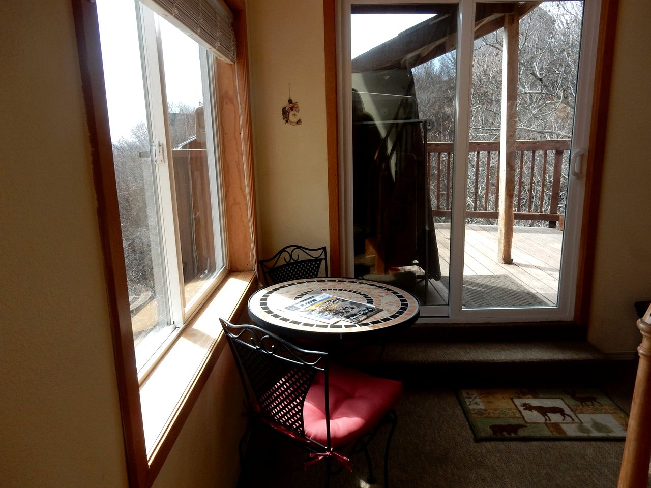 Rustic Cabin Rental with Gorgeous Bay Views in Homer, Alaska