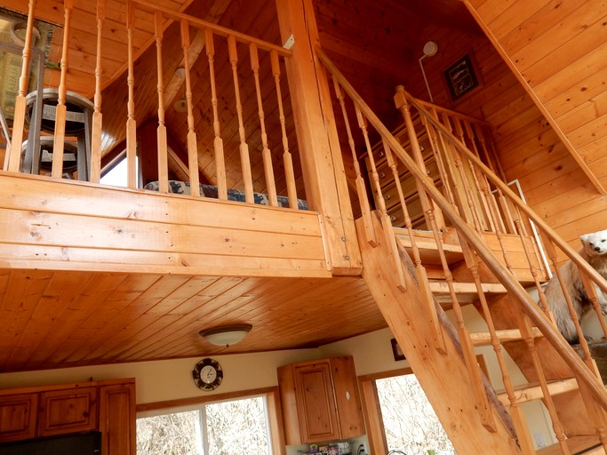 Rustic Cabin Rental with Gorgeous Bay Views in Homer, Alaska | Cabins (Homer, Alaska, United States of America)