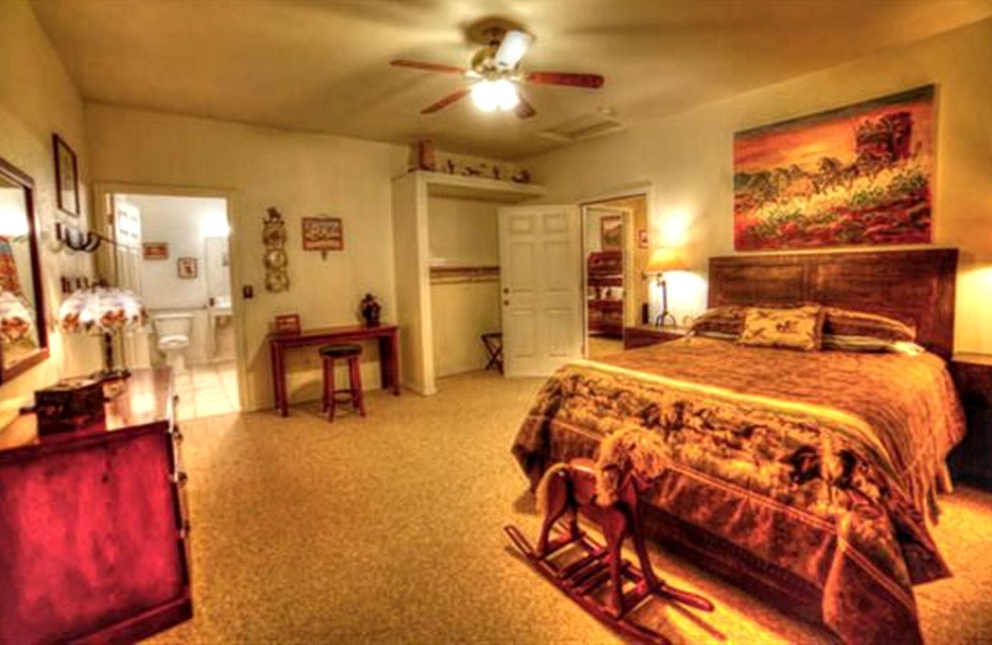 All-Inclusive Mountain Suite Rental on Private Ranch near Kingman, Arizona