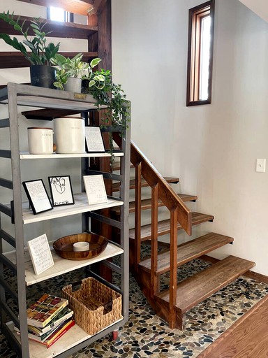 Stunning Home Away From Home in New Albany, Ohio, For Restful Escapes to Nature | Cabins (New Albany, Ohio, United States of America)