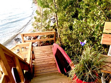 A-Frame Cabin on Lake Michigan with Beach Access near Charlevoix photo 5