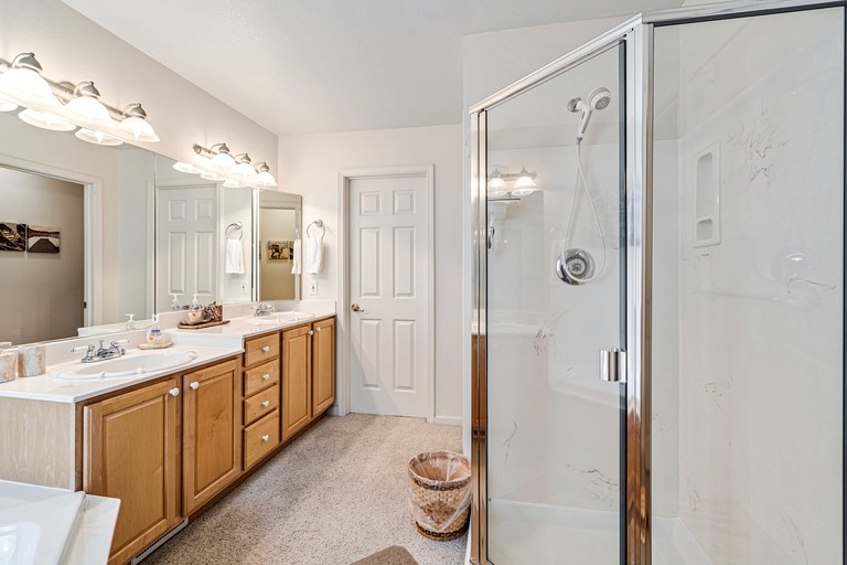 Cabins (United States of America, Groveland, California)