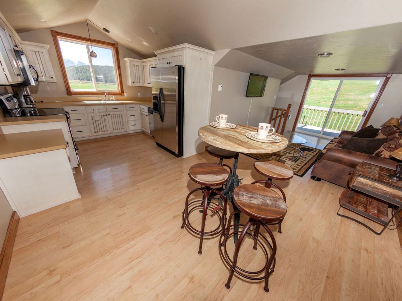 Charming Vacation Rental for Large Groups near Yellowstone National Park, Wyoming