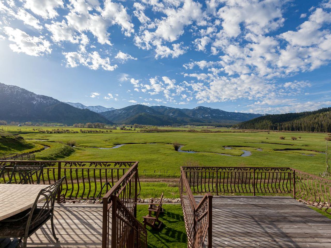 Charming Vacation Rental for Large Groups near Yellowstone National Park, Wyoming