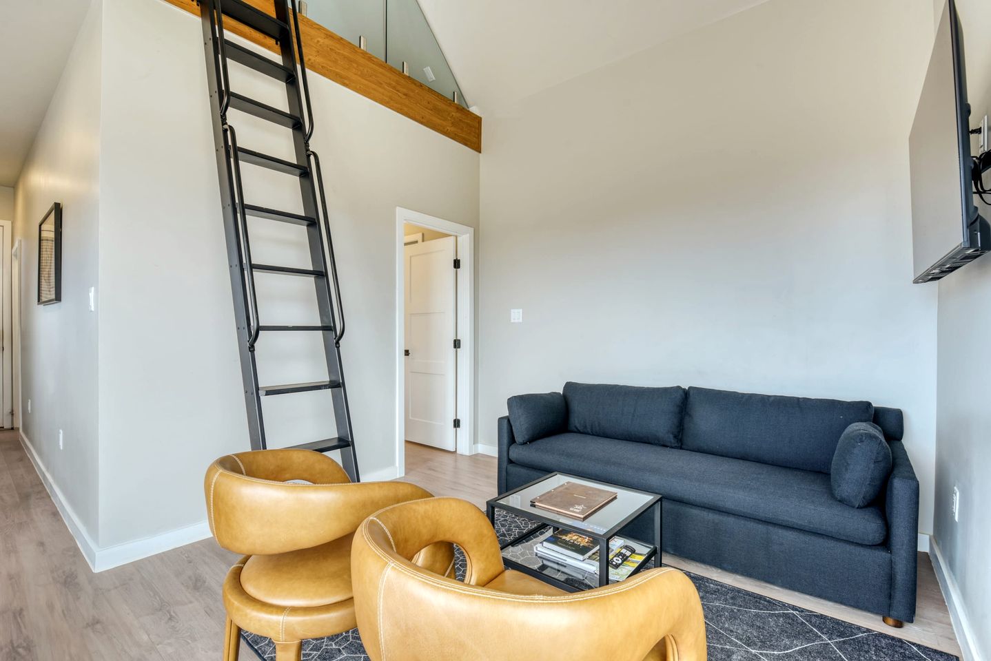 Stardust Luxury Cottage with loft & a great view in Terlingua, Texas