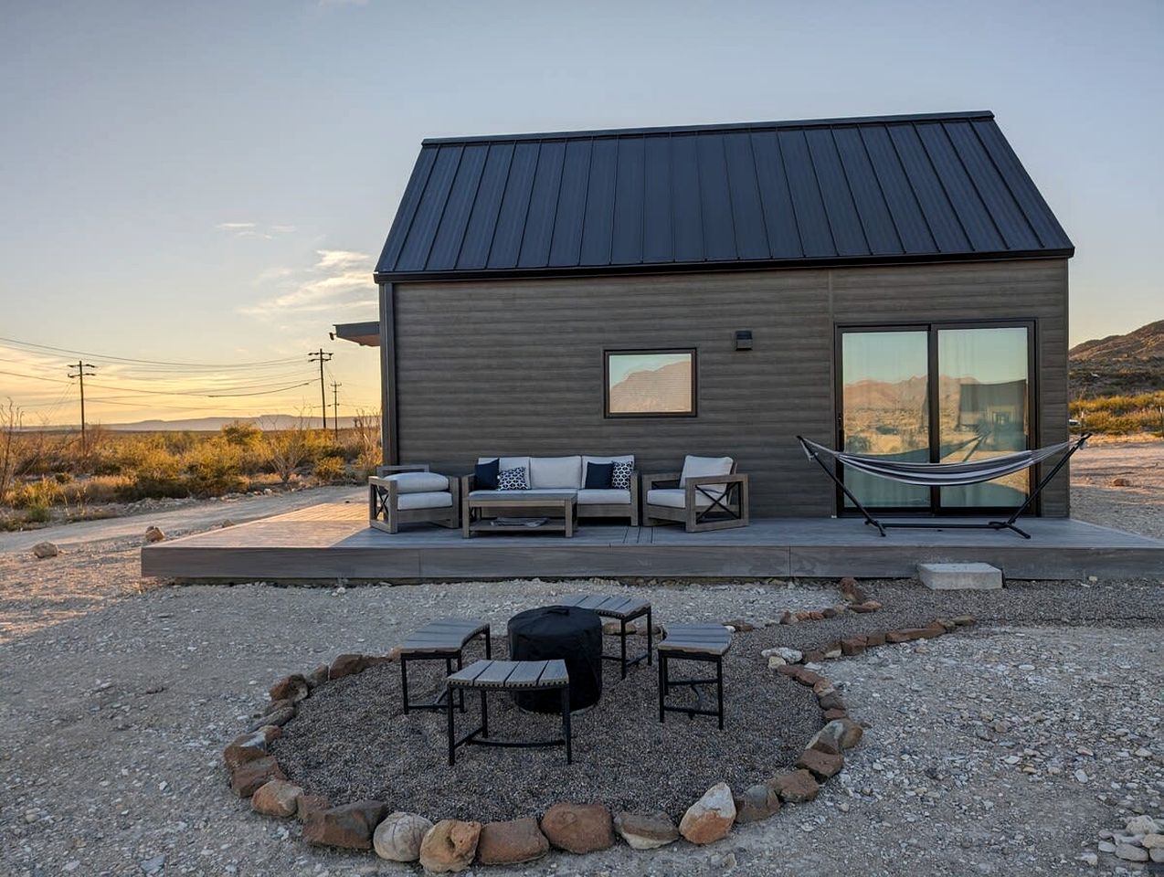 Stardust Luxury Cottage with loft & a great view in Terlingua, Texas