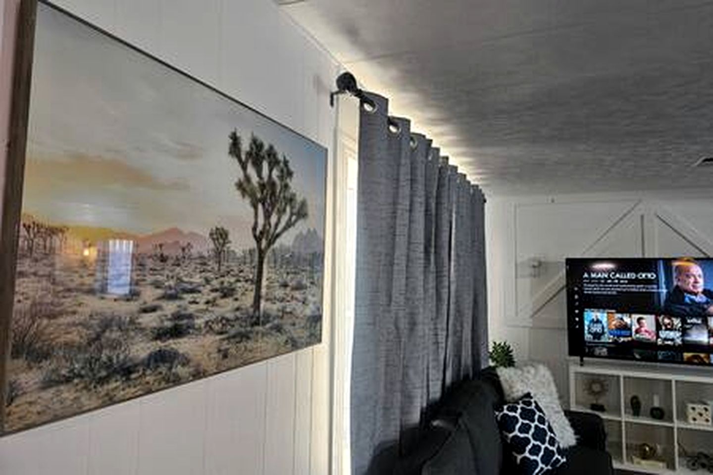 Stunning Vacation Rental with Foosball and Barbecue in Meadview, Arizona
