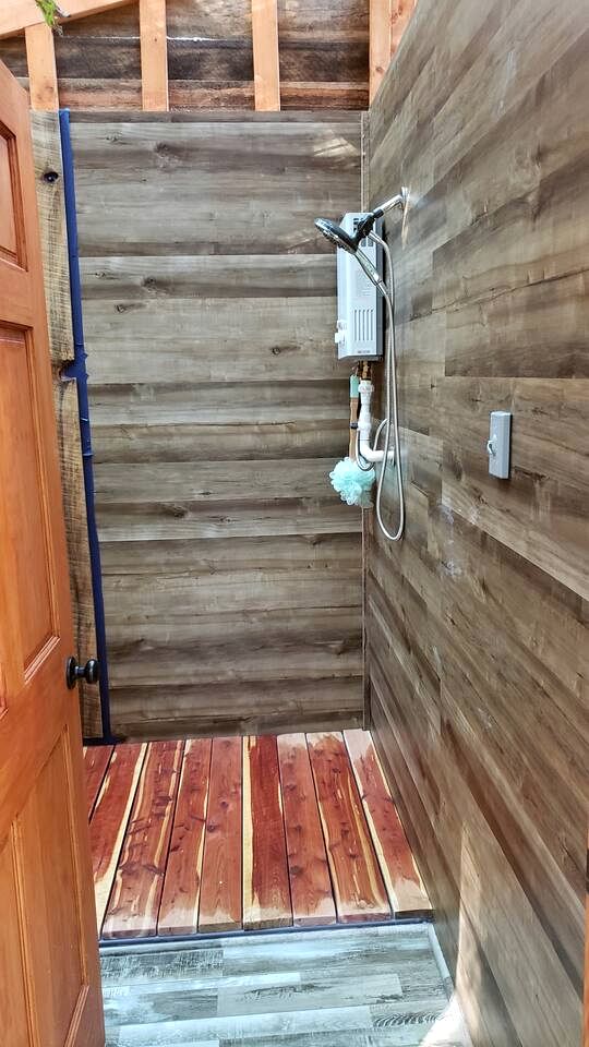 Secluded Forest Cabin with Clear Roof for Stargazing near Watts Bar Lake – Grandview, TN