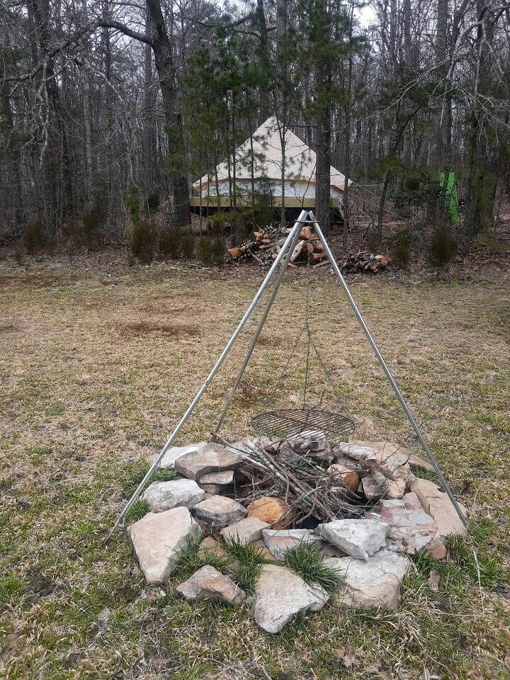 Secluded Forest Cabin with Clear Roof for Stargazing near Watts Bar Lake – Grandview, TN