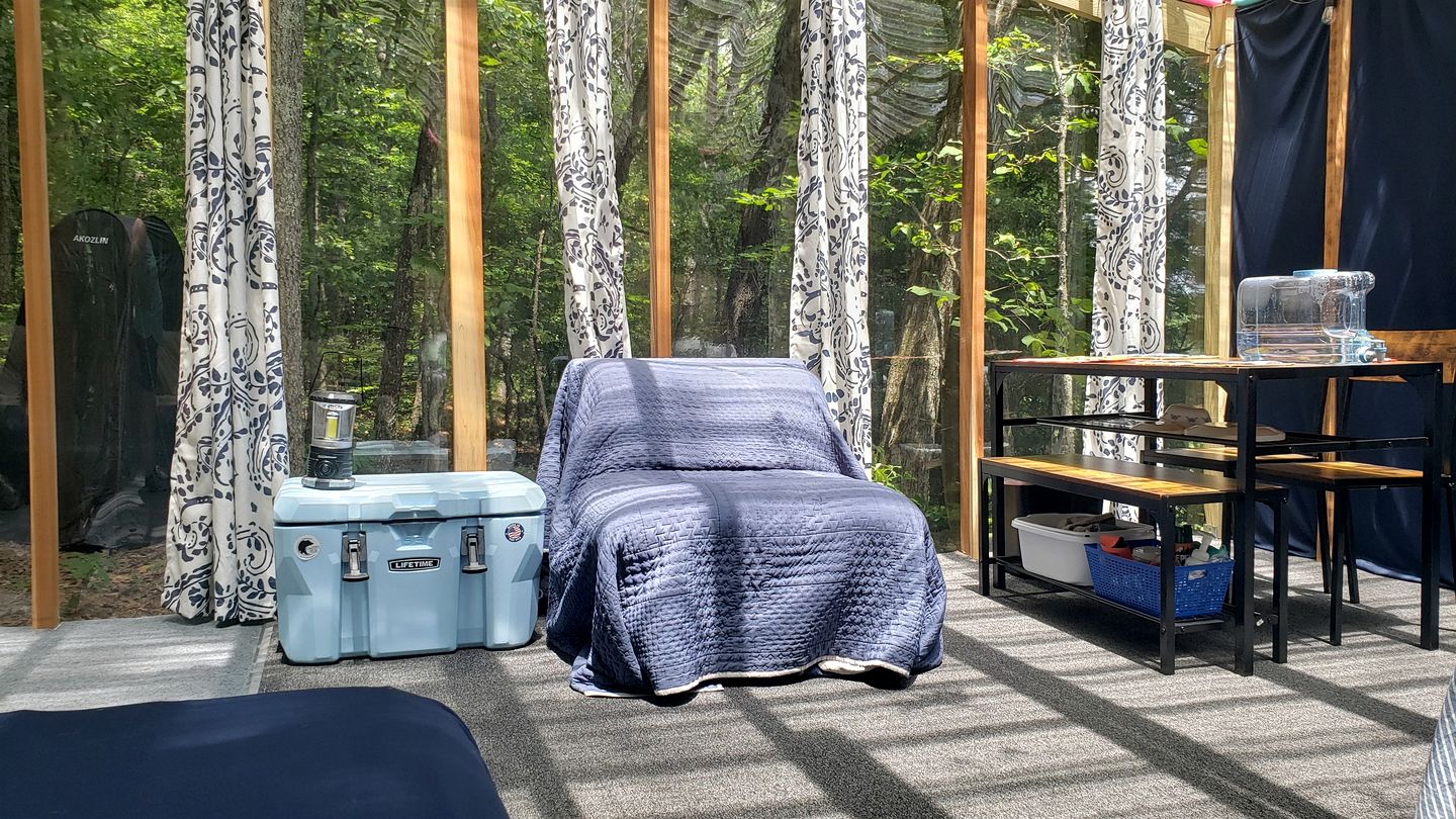 Secluded Forest Cabin with Clear Roof for Stargazing near Watts Bar Lake – Grandview, TN