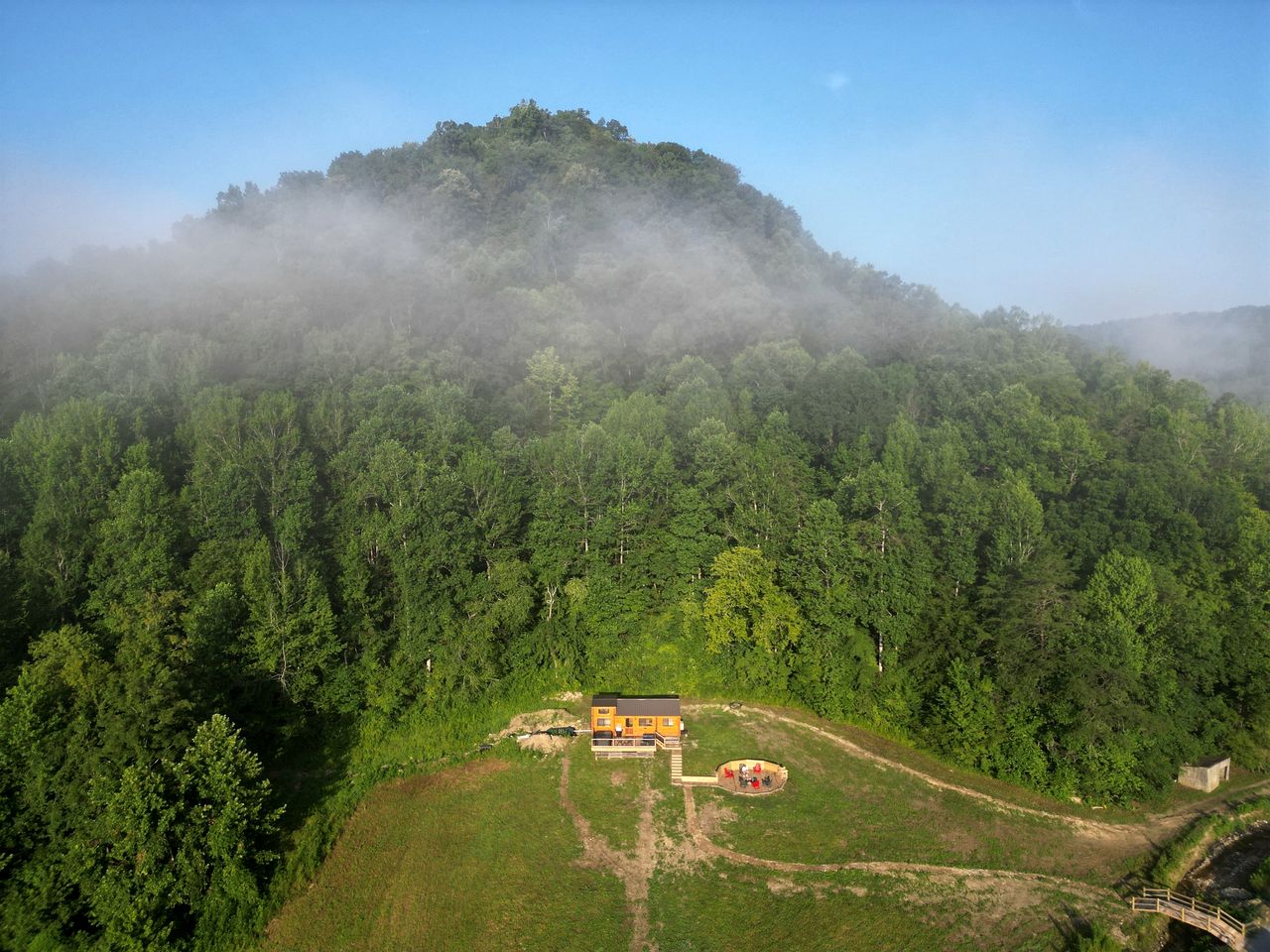 Cozy Stargazing Cabin with Hot Tub near Red River Gorge in Estill County, Kentucky