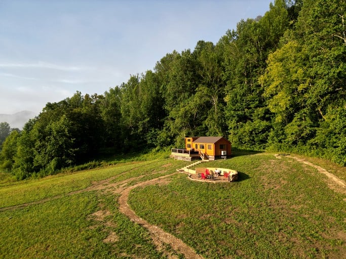 Cabins (United States of America, Irvine, Kentucky)