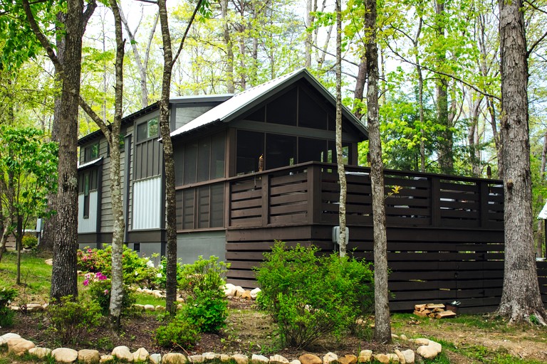 Charming Cabin with Barbecue in Monteagle, Tennessee