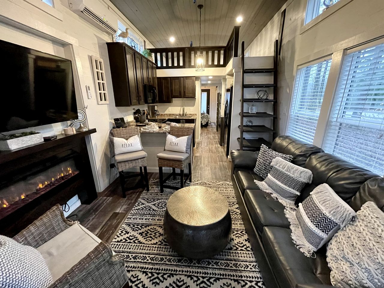 Charming Cabin with Barbecue in Monteagle, Tennessee