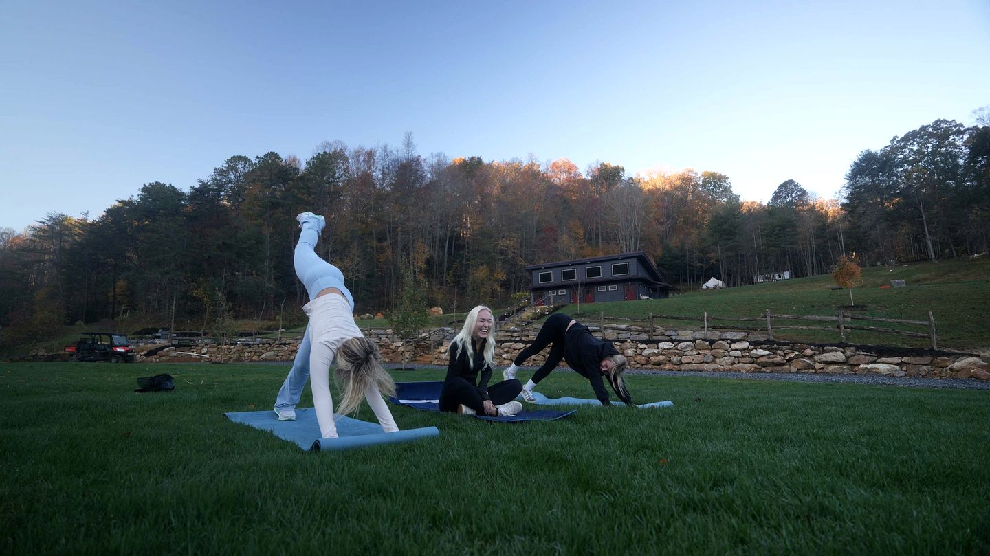 Stargazer’s Glamping Retreat with Hot Tub and Fireside Lounge Seating in Waynesville, North Carolina