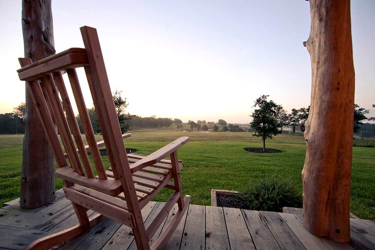 Cabins (New Ulm, Texas, United States)