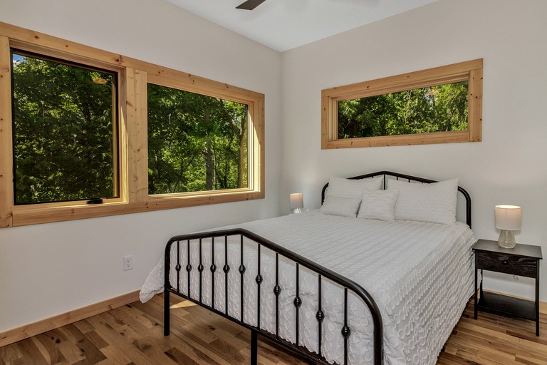 Vacation Rentals (United States of America, Marshall, North Carolina)