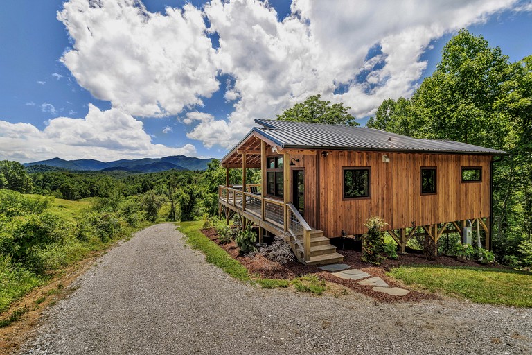 Vacation Rentals (United States of America, Marshall, North Carolina)