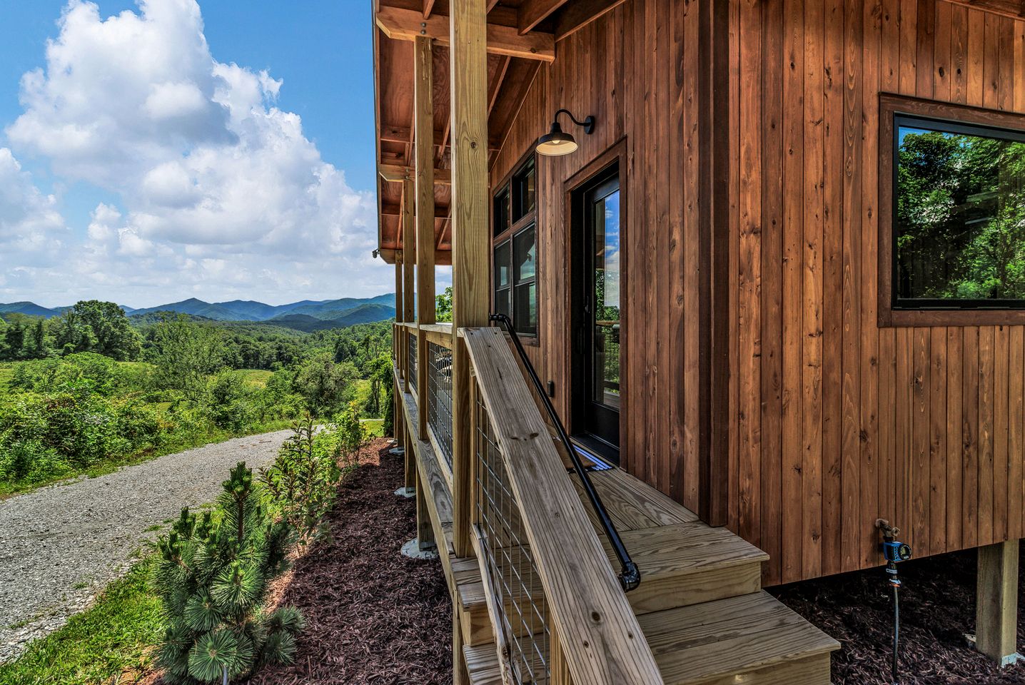 Romantic Mountain Retreat with Hot Tub and Panoramic Views Near Marshall, NC