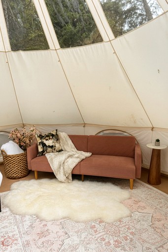 Bell Tents (United States of America, Bunker, Missouri)