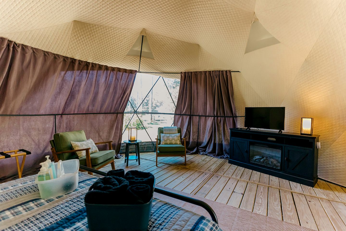 Starlit Geodesic Dome Haven Overlooking a Mountain River in New York’s Catskills