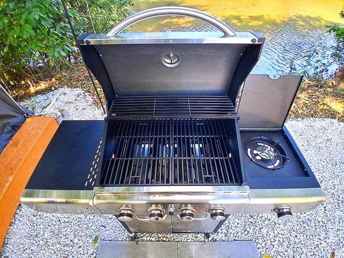 Safari Tents (United States of America, Culpeper, Virginia)