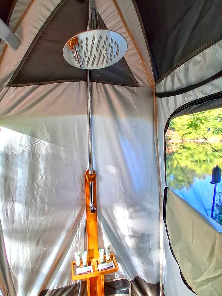 Romantic Riverfront Glamping Suite with Starlit Views near Shenandoah, Virginia