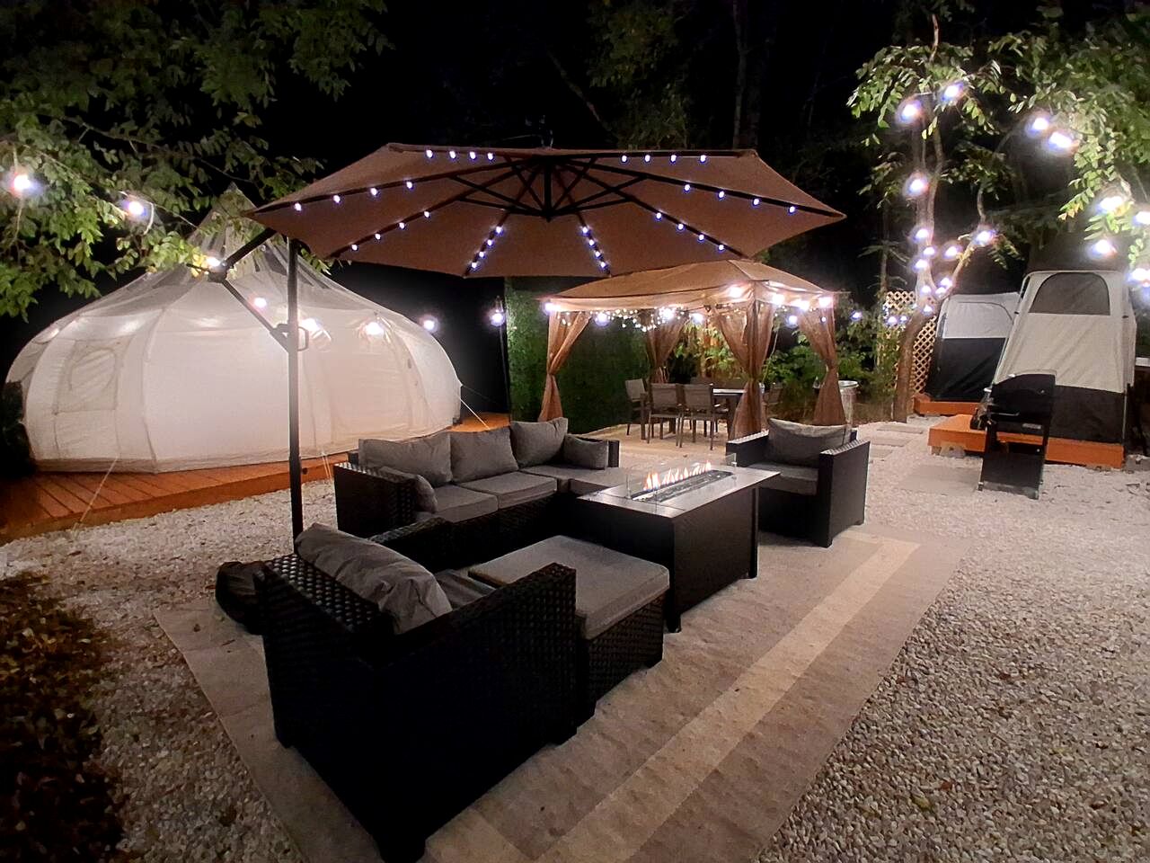 Romantic Riverfront Glamping Suite with Starlit Views near Shenandoah, Virginia