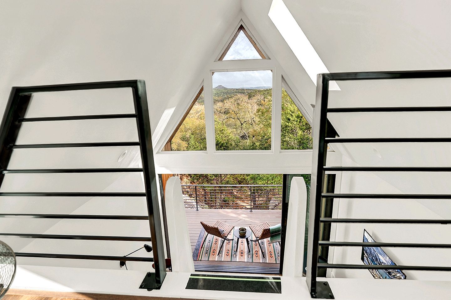 Beautiful Cabin with Incredible Design and Starrynight in Wimberley, Texas