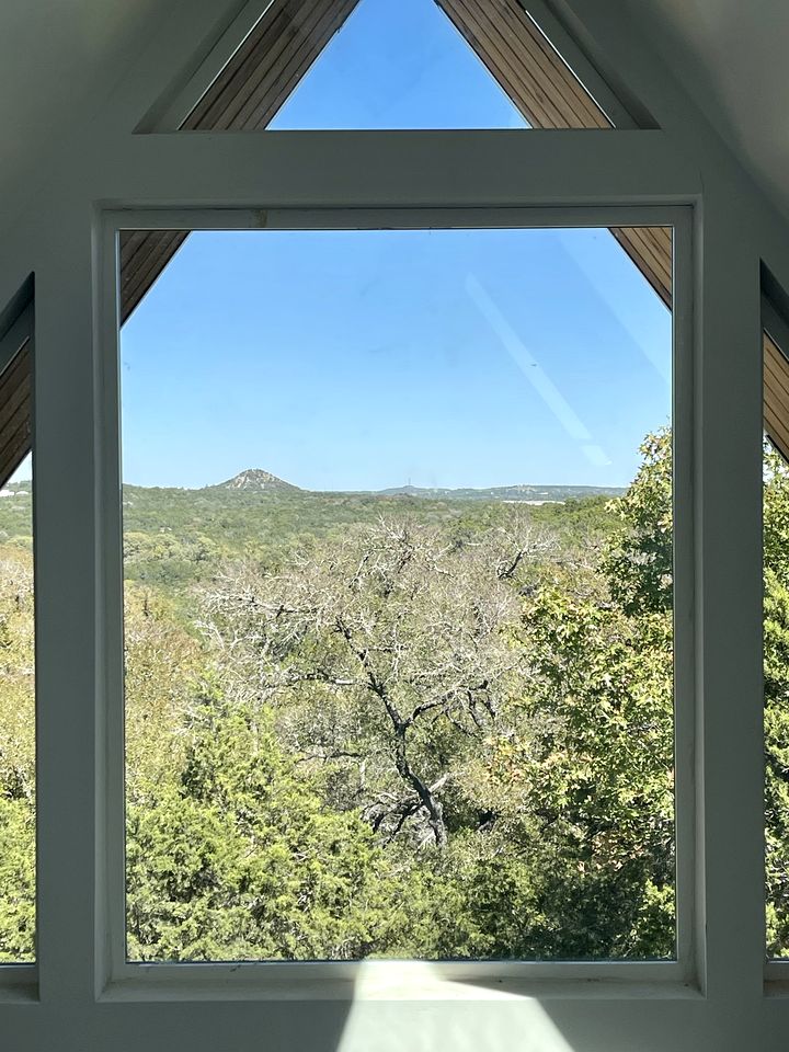 Beautiful Cabin with Incredible Design and Starrynight in Wimberley, Texas