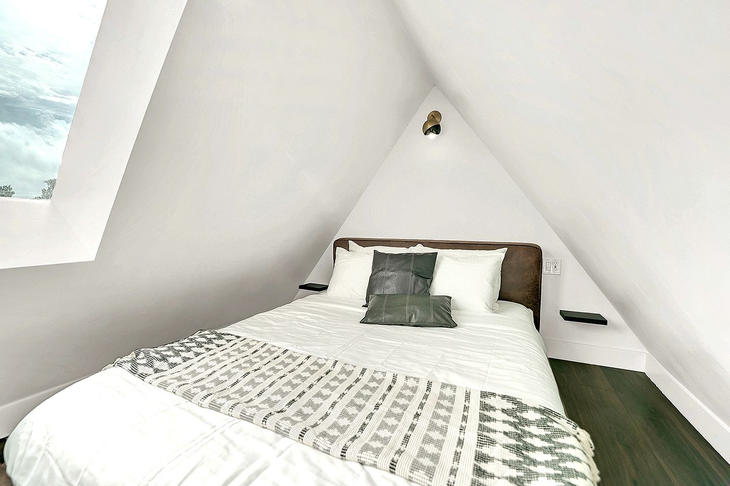 Beautiful Cabin with Incredible Design and Starrynight in Wimberley, Texas