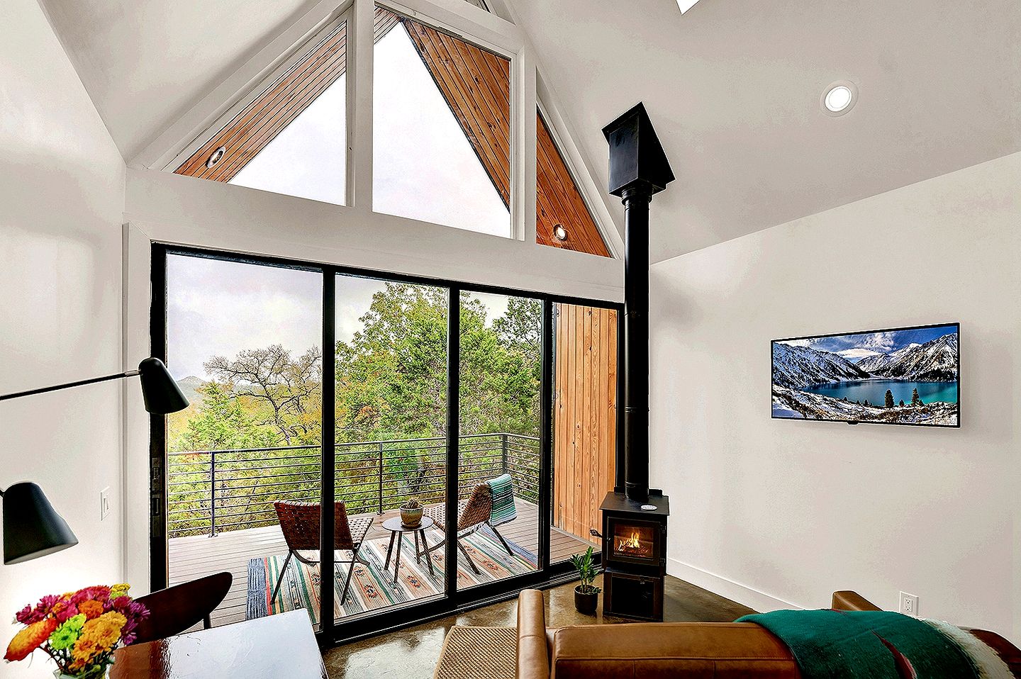 Beautiful Cabin with Incredible Design and Starrynight in Wimberley, Texas