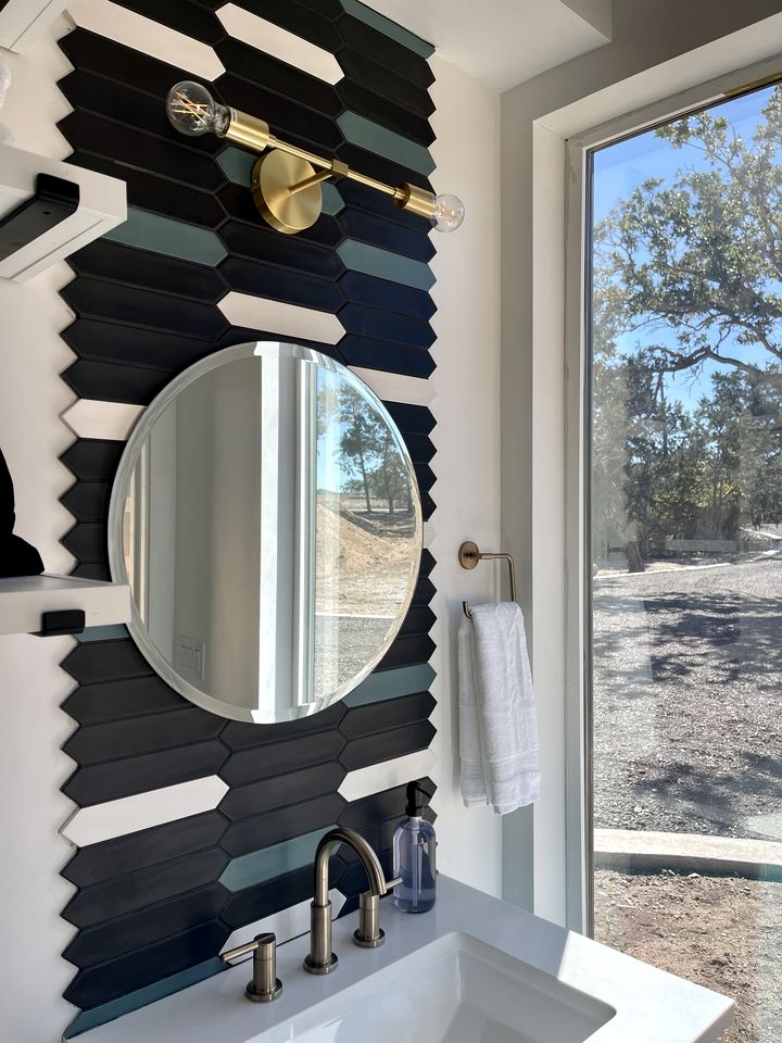 Beautiful Cabin with Incredible Design and Starrynight in Wimberley, Texas