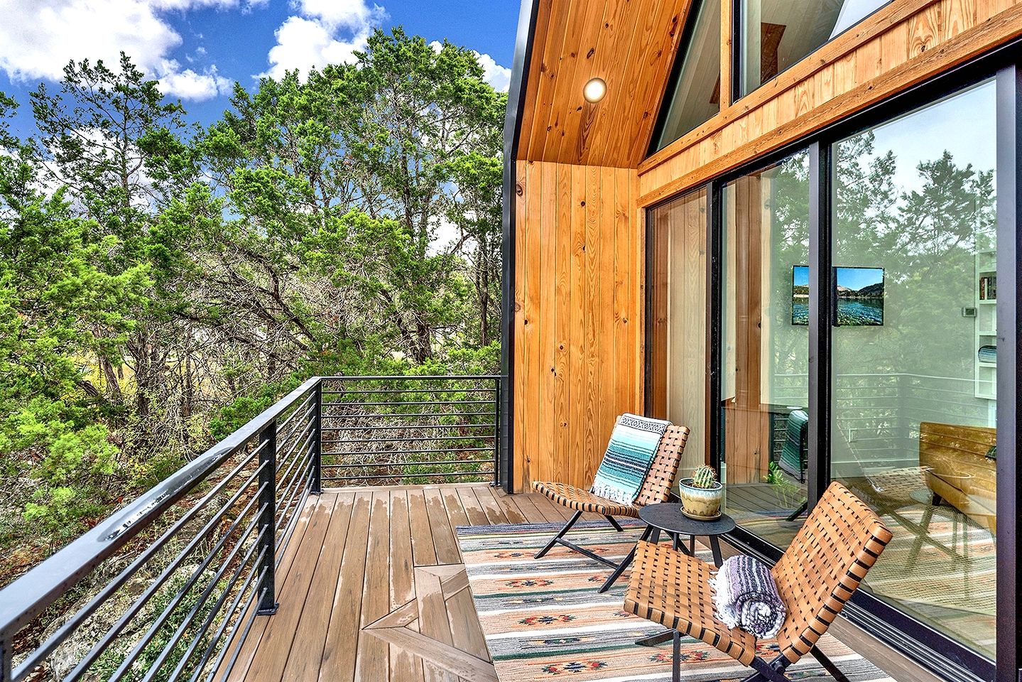 Beautiful Cabin with Incredible Design and Starrynight in Wimberley, Texas